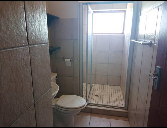 2 BEDROOM PROPERTY TO RENT IN DIE BULT